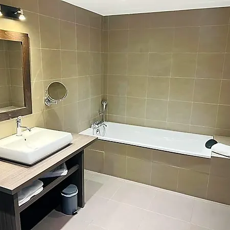 فندق L'hotel De La Bourse A *